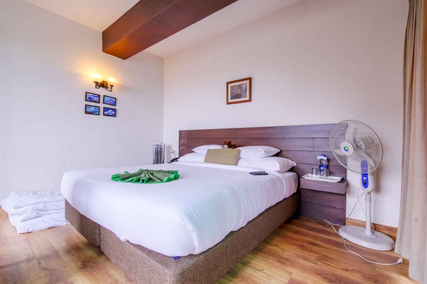 WoodSmoke Resort_Spa_2
